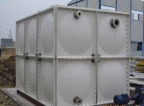 北京玻璃鋼水箱的生產(chǎn)設(shè)計優(yōu)勢及在施工中需要注意的事項有哪些 北京玻璃鋼水箱